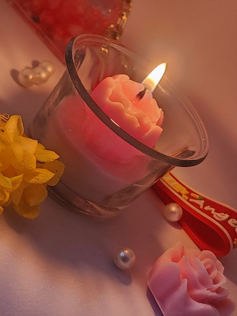 Artisan Handmade Candle - Image 1